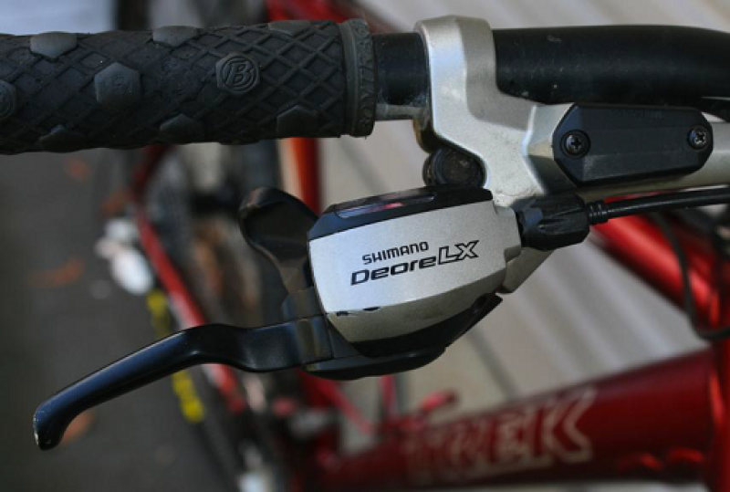 Trek 8000 zr best sale 9000